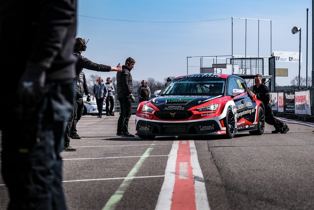 Michael Markussen toppede dag 1 set over de tider, der blev sat med de nye Kumho-dæk
(Foto: Niklas Majgaard/TCR Denmark)